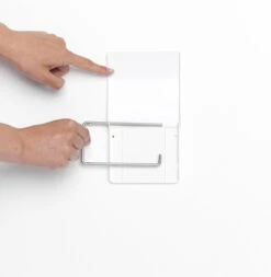 Brabantia ReNew WC Rolhouder - Met Klep - White -Badkamerproducten Winkel 1171x1200 1