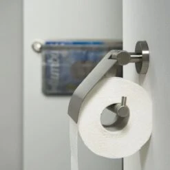 Tiger Boston - Toiletrolhouder Met Klep - RVS Geborsteld -Badkamerproducten Winkel 1200x1200 1214