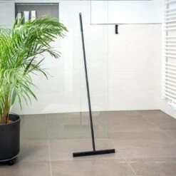 Vloerwisser - RVS - Vloertrekker Met Steel - Badkamer - Douchewisser Zwart - Douchetrekker -Badkamerproducten Winkel 1200x1200 1521