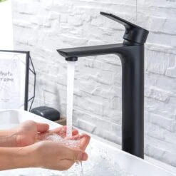 LOMAZOO Wastafelkraan Zwart Taurus - Kraan Wastafel - Kraan Badkamer - Badkamerkraan Zwart -Badkamerproducten Winkel 1200x1200 2755