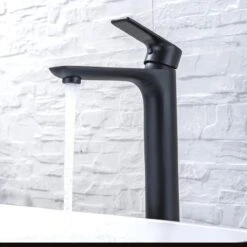 LOMAZOO Wastafelkraan Zwart Taurus - Kraan Wastafel - Kraan Badkamer - Badkamerkraan Zwart -Badkamerproducten Winkel 1200x1200 2756