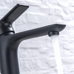 LOMAZOO Wastafelkraan Zwart Taurus - Kraan Wastafel - Kraan Badkamer - Badkamerkraan Zwart -Badkamerproducten Winkel 1200x1200 2757