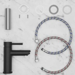 Wastafelkraan - Wastafel - Kraan - Badkamer - Zwart - Inclusief Aansluit Slangen 10 Wastafelkraan - Wastafel - Kraan - Badkamer - Zwart - Inclusief Aansluit Slangen -Badkamerproducten Winkel 1200x1200 2765