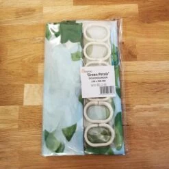 Douchegordijn 120x200 Cm (Small) - Met Ophangringen - Makkelijk Te Bevestigen - Waterdicht - Polyester - Sneldrogend En Anti Schimmel - Wasbaar En Duurzaam - Green Petals -Badkamerproducten Winkel 1200x1200 372