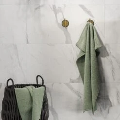 Tiger Tune - Toiletaccessoireset - Toiletborstel Met Houder - Toiletrolhouder Zonder Klep - Handdoekhaak – Messing Geborsteld / Zwart -Badkamerproducten Winkel 1200x1200 804