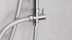 SCHÜTTE Mallorca Douchesysteem - Regendouche - 95 Cm Stang - Wandhouder In Hoogte Verstelbaar - Chroom -Badkamerproducten Winkel 1200x675 4