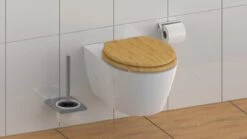 SCHÜTTE WC-Bril 81101 NATURAL BAMBOO - Massief Bamboe - Soft Close - Verchroomde Scharnieren -Badkamerproducten Winkel 1200x675 51