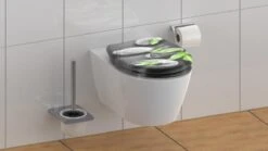 SCHÜTTE WC-Bril 82374 STONE - Duroplast - Soft Close - Afklikbaar - RVS-Scharnieren - Decor - 3-zijdige Print 17 SCHÜTTE WC-Bril 82374 STONE - Duroplast - Soft Close - Afklikbaar - RVS-Scharnieren - Decor - 3-zijdige Print -Badkamerproducten Winkel 1200x675 58