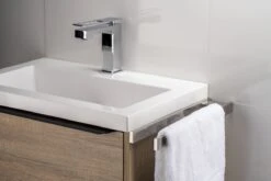 Sagittarius One 401S1 Handdoekrek Badkamer | Chrome Handdoekrek Zonder Boren | Gepolijst RVS Handdoekenrek Zelfklevend | 40CM Handdoekhouder Voor Badkamer -Badkamerproducten Winkel 1200x800 23