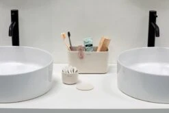 Brabantia ReNew Tandenborstelhouder - 11 X 19,6 X 9,9 Cm - Soft Beige 19 Brabantia ReNew Tandenborstelhouder - 11 X 19,6 X 9,9 Cm - Soft Beige -Badkamerproducten Winkel 1200x800 42