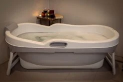 HelloBath Opvouwbaar Zitbad - Bath Bucket - 148cm - 220L - Extra Lang - Incl. Badkussen & Opberghoes -Badkamerproducten Winkel 1200x800 64