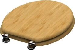 SCHÜTTE WC-Bril 81101 NATURAL BAMBOO - Massief Bamboe - Soft Close - Verchroomde Scharnieren -Badkamerproducten Winkel 1200x804 1