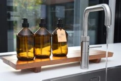 24DOTS Living Zeepdispenser | 500 Ml Bruin Amber Glas | Zeeppompje | Zeeppomp | Met Zwart Pompje -Badkamerproducten Winkel 1200x806 1