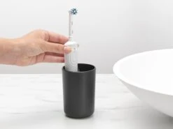 Brabantia ReNew Tandenborstelhouder - Met Inzet - Dark Grey 18 Brabantia ReNew Tandenborstelhouder - Met Inzet - Dark Grey -Badkamerproducten Winkel 1200x899 11