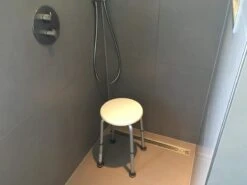 Drive Douchekruk Dino Anti Slip Poten - Max 130 Kg -Badkamerproducten Winkel 1200x899 16