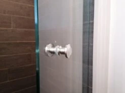 Luxe RVS Douchedeur Knop - Deurknopgarnituur – Douchedeur Handvat / Douchedeurknop / Deurknop RVS / Zilverkleur Type Elegant -Badkamerproducten Winkel 1200x900 13