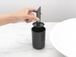 Brabantia ReNew Tandenborstelhouder - Met Inzet - Dark Grey 19 Brabantia ReNew Tandenborstelhouder - Met Inzet - Dark Grey -Badkamerproducten Winkel 1200x900 44