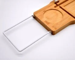 Badrek Bamboe Met IPAD Houder Galeara - Tablethouder - Telefoonhouder - Anti-slip Krasbescherming Badcaddy Badkuiprekje - Badrekje Uitschuifbaar Bamboe Hout -Badkamerproducten Winkel 1200x966 3