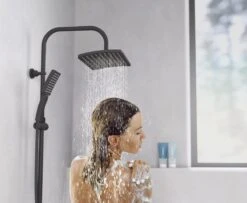 SCHÜTTE Mallorca Douchesysteem - Regendouche - 95 Cm Stang - Wandhouder In Hoogte Verstelbaar - Mat Zwart -Badkamerproducten Winkel 1200x988