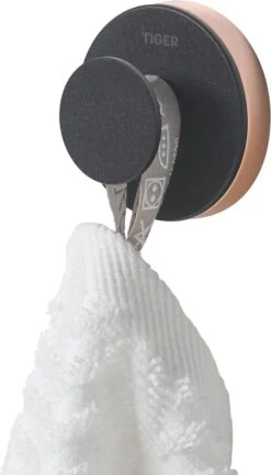 Tiger Urban - Handdoekhaak - 2 Stuks - Zwart - ø 5 Cm - Inclusief 4 Decorringen - Zelfklevend 13 Tiger Urban - Handdoekhaak - 2 Stuks - Zwart - ø 5 Cm - Inclusief 4 Decorringen - Zelfklevend -Badkamerproducten Winkel 685x1200 2