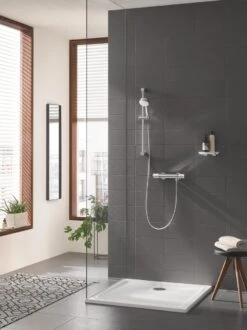 GROHE Grohtherm-1000 Performance Renovatieset - Met Thermostaatkraan, Koppelingen, Glijstang En Hoofddouche - CoolTouch - Chroom -Badkamerproducten Winkel 899x1200 7