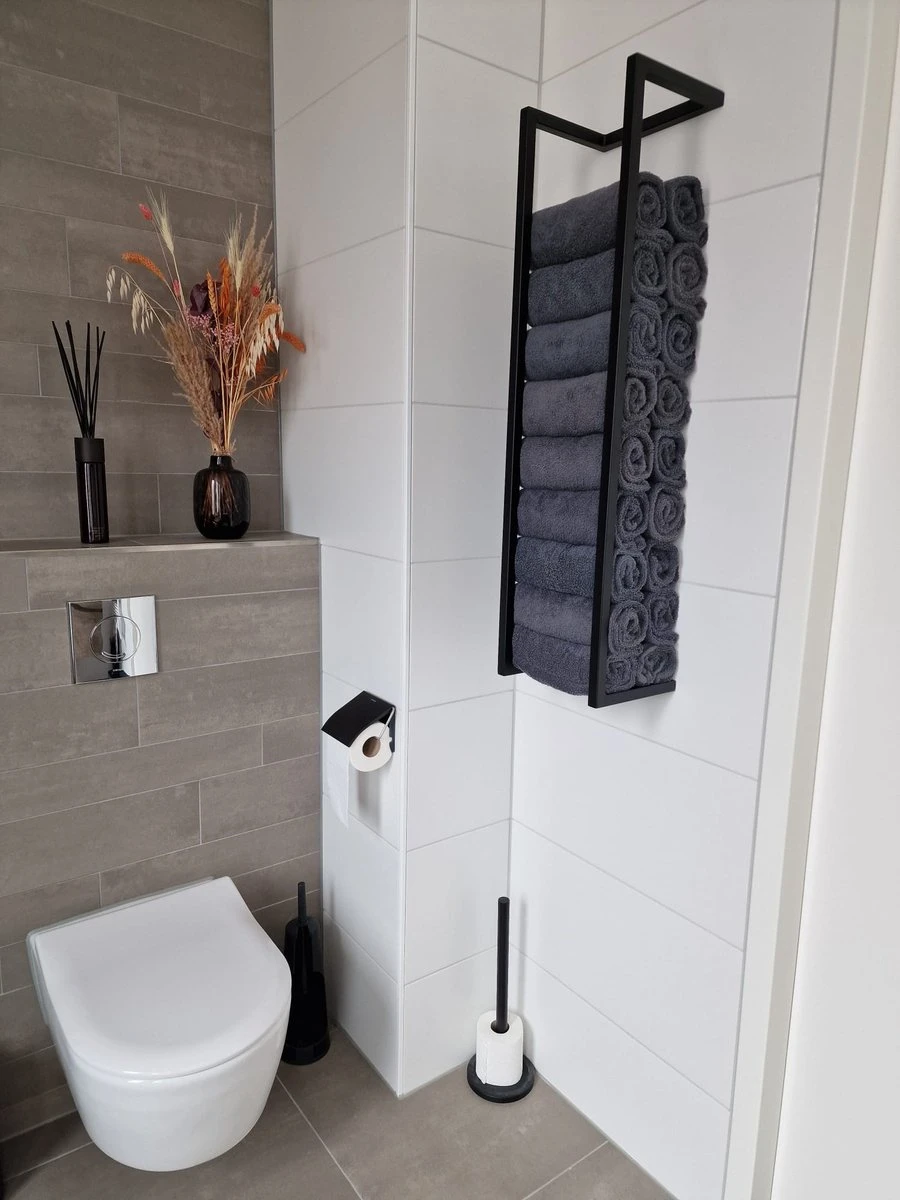 SaniDreams Carbon Handdoekenrek L Zwart - Staal - 90x25x20cm 12 SaniDreams Carbon Handdoekenrek L Zwart - Staal - 90x25x20cm - Afbeelding 10