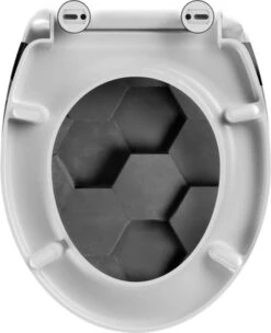 SCHÜTTE WC-Bril 82392 GREY HEXAGONS - Duroplast - Soft Close - Afklikbaar - RVS-Scharnieren - Decor - 3-zijdige Print -Badkamerproducten Winkel 976x1200 3